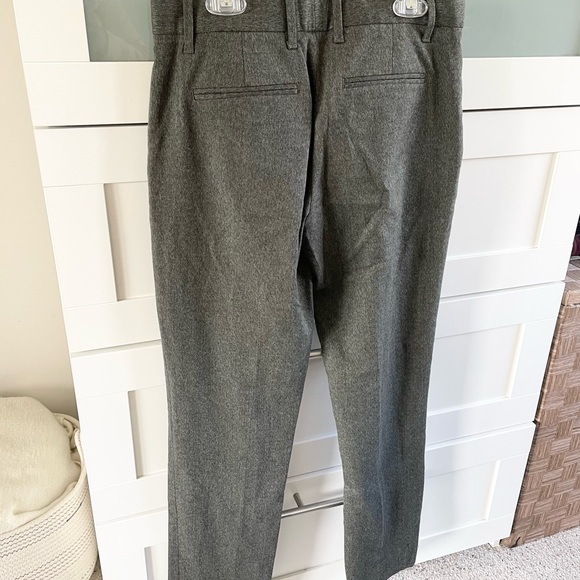 Gap True Straight 00R Stretch Work ankle pants. - Picture 5 of 6